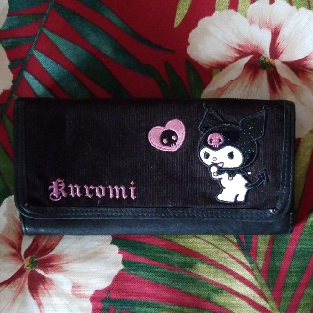 Hello Kitty Kuromi Wallet